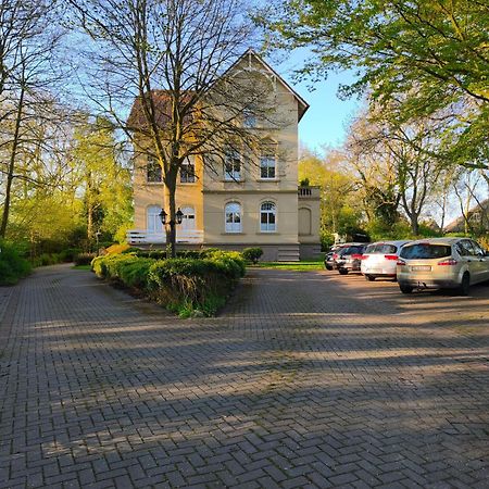 Emily'S Deichbude In Einer Historischen Villa In Dornumersiel Extérieur photo